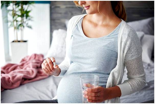 3 неделя беременности: симптомы, развитие ребенка и рекомендации