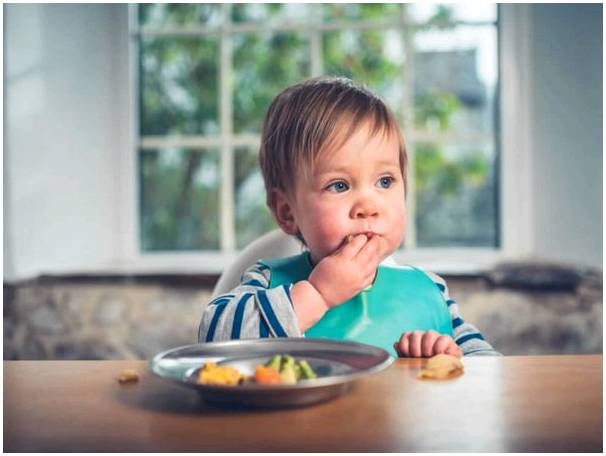 Детское питание или отлучение от груди под руководством ребенка? Преимущества и недостатки