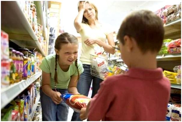 5 советов, как делать покупки вместе с детьми и не умереть, пытаясь