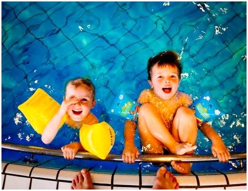 9 преимуществ плавания у детей
