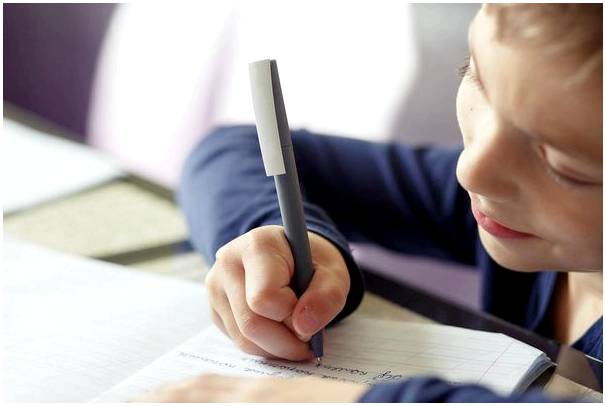 Почему вашим детям полезно учиться писать от руки