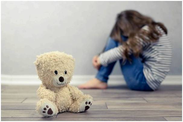 Признаки того, что ребенок думает о самоубийстве