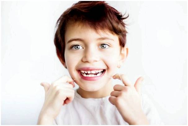 Могут ли дети пользоваться зубной нитью?