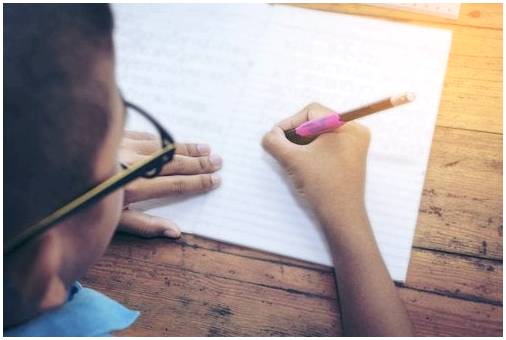 7 способов поощрить детей к творческому письму
