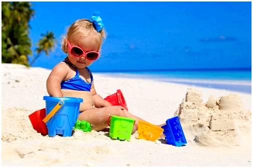 5 советов, как пойти на пляж с младенцами