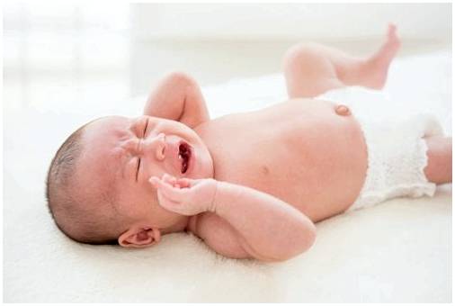 Сколько должно быть дефекаций у новорожденного?