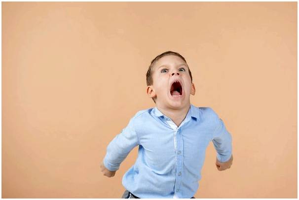 4 хитрости, чтобы ваш ребенок не кричал на публике