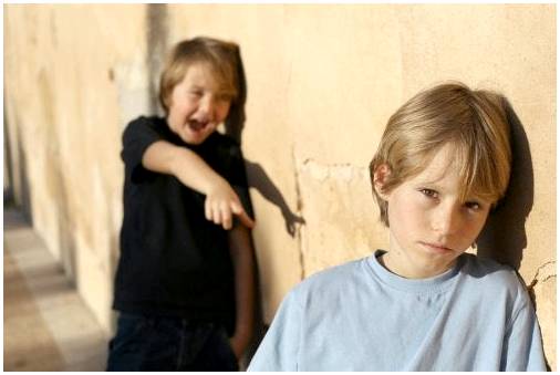 Что делать, если ваш ребенок издевается над другими детьми