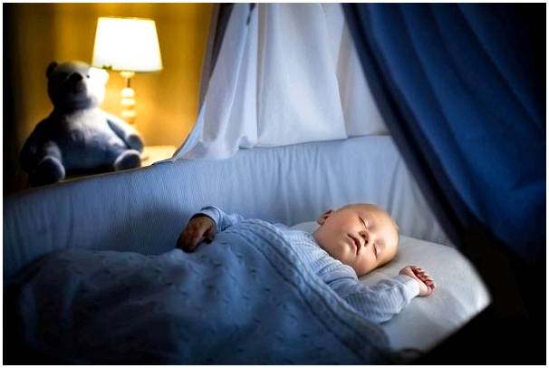 Регрессии сна: что это такое и как они влияют на младенцев