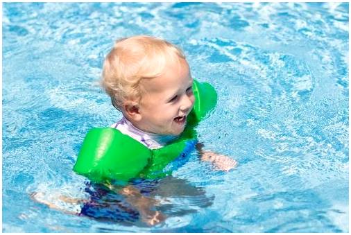 Меры предосторожности перед посещением бассейна с детьми, которые следует учитывать